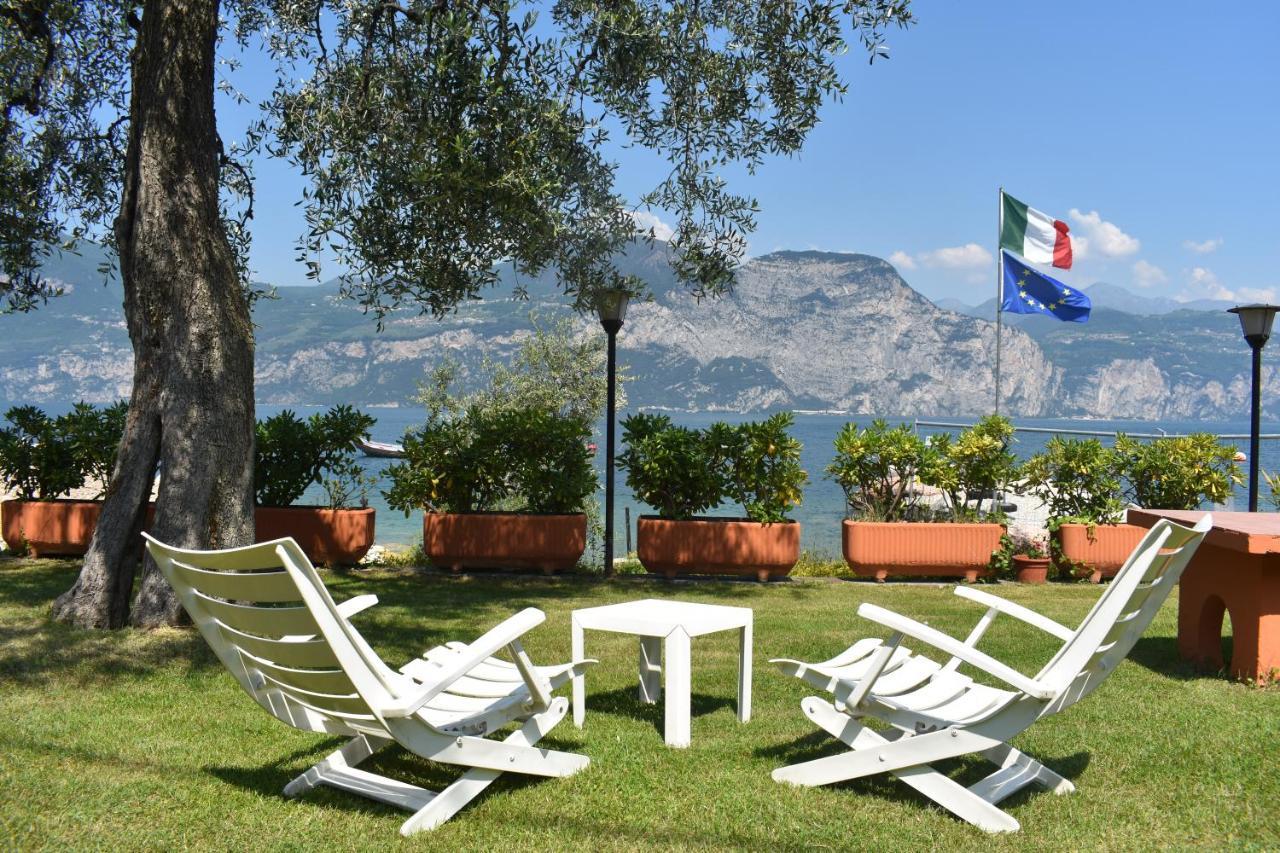 Hotel Garni Vela D'Oro Brenzone sul Garda Exterior photo